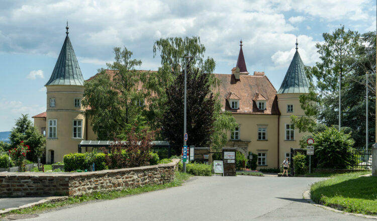 Graz: 7 schöne Stadtwanderwege und Spaziergänge 12 Schloss St. Martin