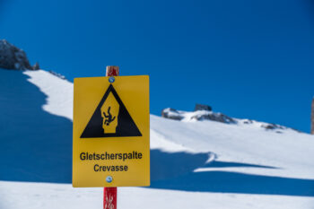 Seethaler-Hütte – von der Dachstein-Bergstation 6 4 gletscherspalte